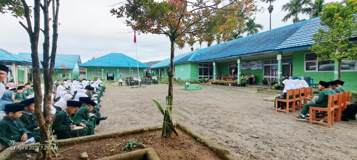 Yasinan Rutin MIN 1 Kerinci Pererat Silaturahmi dan Nilai Keagamaan Siswa