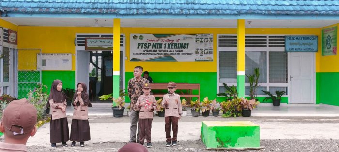 Bangun Karakter Disiplin, MIN 1 Kerinci Gelar Apel Kedisiplinan Pagi Bangun Karakter Disiplin, MIN 1 Kerinci Gelar Apel Kedisiplinan Pagi