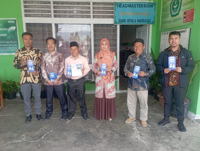SMP IT Nurul Quran Kerinci Gelar Sosialisasikan PPDB kepada Siswa MIN 1 Kerinci
