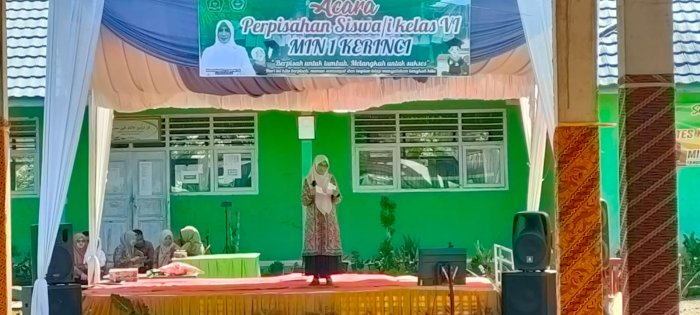 Perpisahan Siswa Kelas VI MIN 1 Kerinci Berlangsung Meriah, Kepala Madrasah Beri Pesan Inspiratif