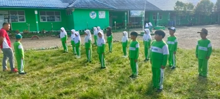 Sehat Jasmani, Tertib Sikap: MIN 1 Kerinci Bangun Disiplin Anak Lewat Olahraga