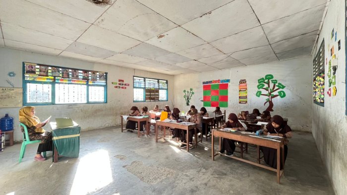 Hari Pertama Ujian Tertulis Semester Genap 2025/2026, Siswa Antusias Mengikuti Ujian Bahasa Indonesia