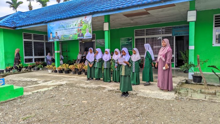 Nasyid dan Kultum oleh Murid MIN 1 Kerinci, Latih Keberanian dan Cinta Dakwah Sejak Dini