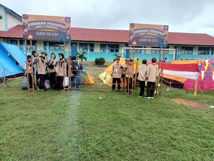 Siswa-Siswi MIN 1 Kerinci Mengikuti Jambore Ranting dan Pesta Siaga Pramuka Wilayah III Tahun 2025