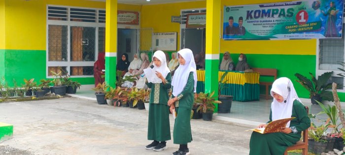 Bangun Generasi Religius dan Percaya Diri, Siswa Kelas 6 MIN 1 Kerinci Tampil Kultum Bangun Generasi Religius dan Percaya Diri, Siswa Kelas 6 MIN 1 Kerinci Tampil Kultum