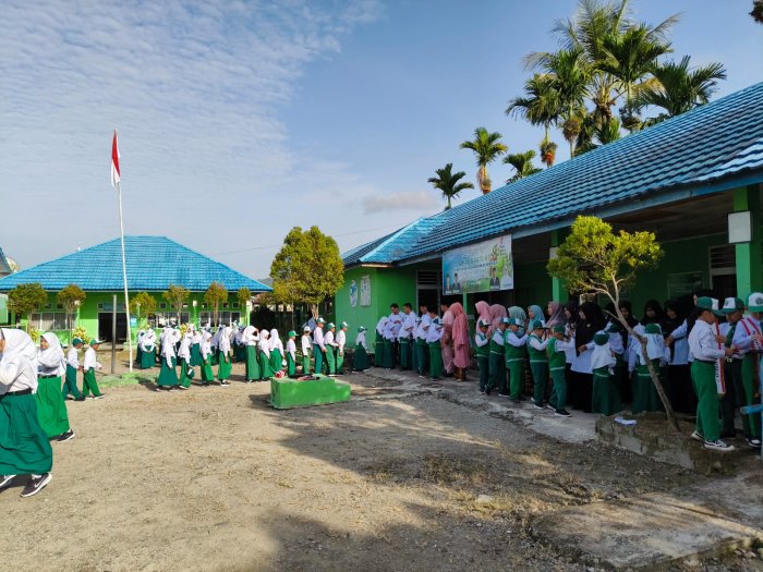 Awali Semester Genap, Wali Kelas MIN 1 Kerinci Perkuat Koordinasi dengan Siswa