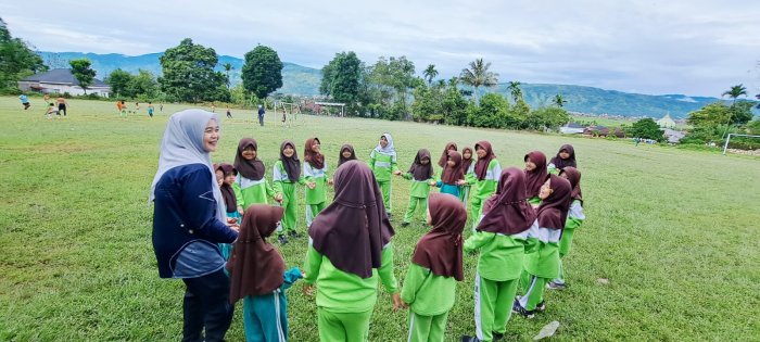 Serunya Permainan Kotak POS, Siswa MIN 1 Kerinci Belajar Sambil Bermain