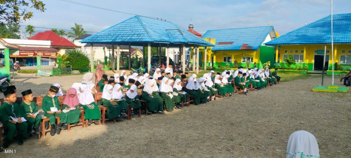 Kegiatan Rutin Penuh Hikmah, Yasinan Bersama Warnai Aktivitas Keagamaan MIN 1 Kerinci