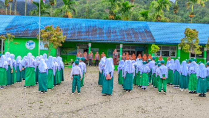 Perayaan Hari Guru: Momen Apresiasi untuk Pendidik di Sekolah