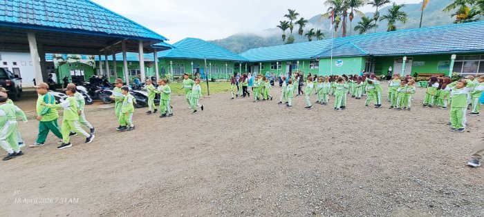 Pagi Sehat Bersama MIN 1 Kerinci Melalui Kegiatan Jalan Santai