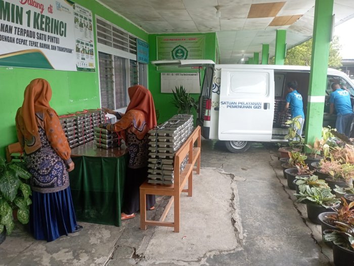 Distribusi MBG di MIN 1 Kerinci Berjalan Tertib dan Lancar