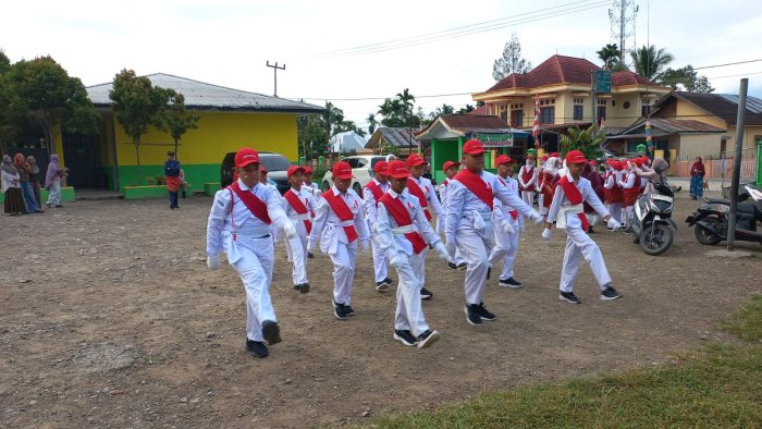 Langkah Tegap Menuju Prestasi: Siswa MIN 1 Kerinci Mantapkan Persiapan Sebelum Berangkat Lomba