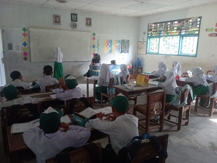 Dari Ruang Kelas, Tumbuh Generasi Cerdas MIN 1 Kerinci